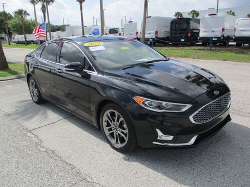 Certified 2020 Ford Fusion Titanium FWD image 1