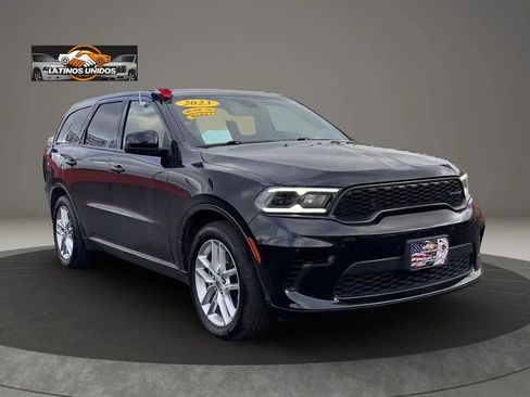 Used 2023 Dodge Durango GT image 1