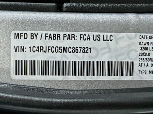 Used 2021 Jeep Grand Cherokee High Altitude AWD/4WD image 36