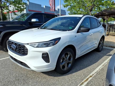 Used 2023 Ford Escape ST-Line AWD/4WD image 4