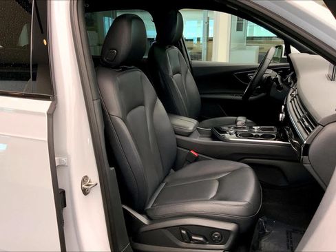 Used 2019 Audi Q7 3.0T Premium Plus w/ Premium Plus Package AWD/4WD image 9