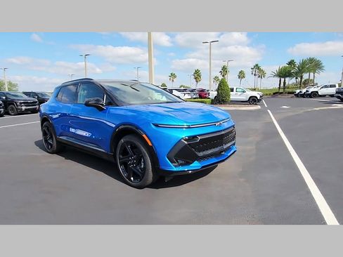 New 2026 Chevrolet Equinox EV RS image 26