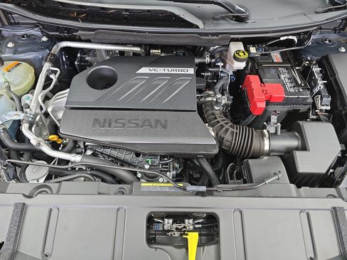 Certified 2025 Nissan Rogue SV image 29