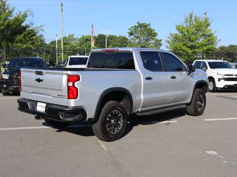 Used 2022 Chevrolet Silverado 1500 ZR2 AWD/4WD image 10
