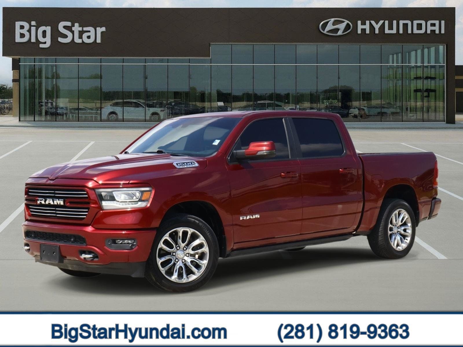 Used 2023 RAM 1500 Laramie AWD/4WD image 1