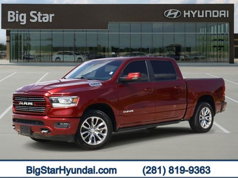 Used 2023 RAM 1500 Laramie AWD/4WD image 1