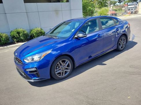 Used 2020 Kia Forte GT-Line w/ GT-Line Premium Package FWD image 4