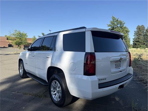 Used 2019 Chevrolet Tahoe LT RWD image 3