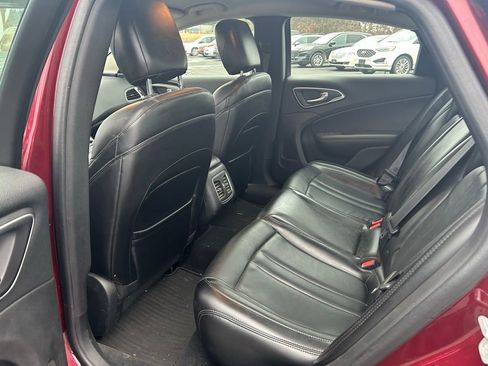 Used 2015 Chrysler 200 C w/ Navigation & Sound Group I image 18