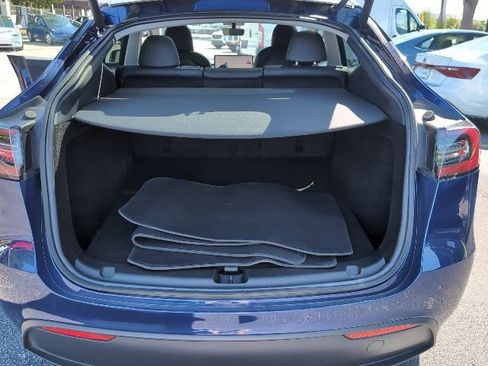 Used 2023 Tesla Model Y Long Range image 24