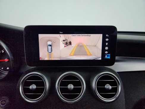 Certified 2022 Mercedes-Benz GLC 300 image 21