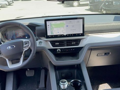 New 2026 Ford Explorer Active AWD/4WD image 13