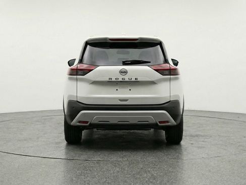 Used 2025 Nissan Rogue SV FWD image 7