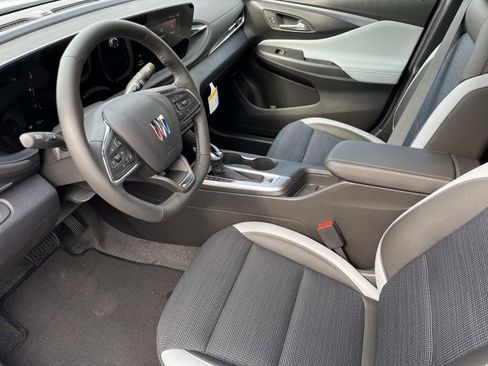 New 2026 Buick Envista Sport Touring w/ Convenience I Package FWD image 17