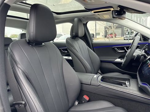 New 2025 Mercedes-Benz E 350 Sedan image 19