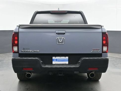 Used 2023 Honda Ridgeline Sport image 9
