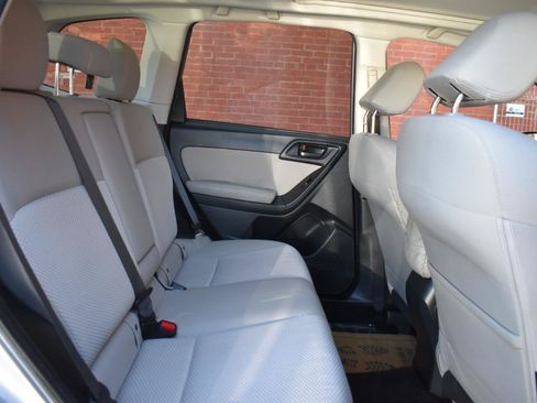 Used 2016 Subaru Forester 2.5i Premium w/ All-Weather Package AWD/4WD image 17