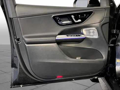 New 2026 Mercedes-Benz GLC 300 4MATIC image 11