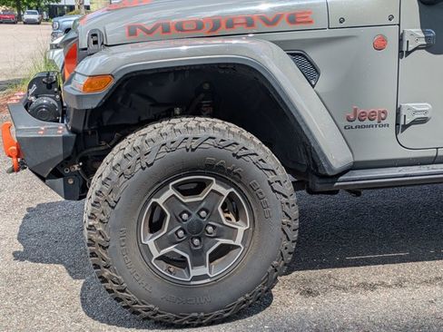 Used 2021 Jeep Gladiator Mojave AWD/4WD image 14