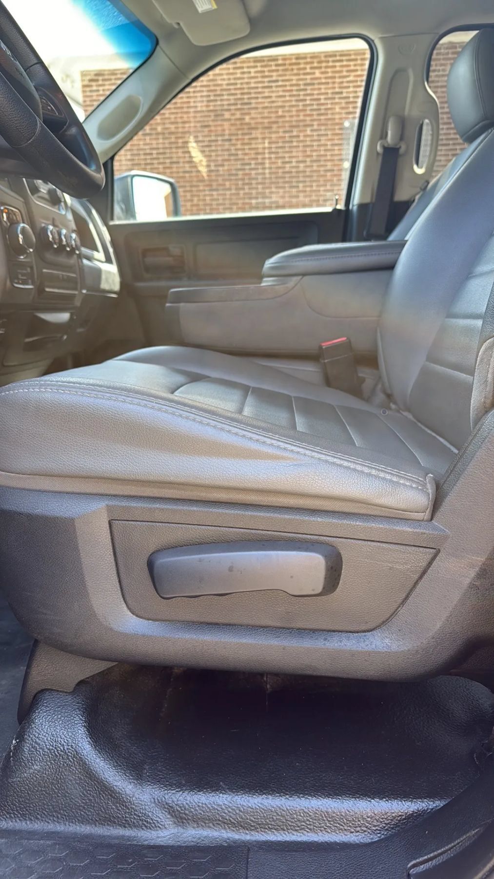 Used 2018 RAM 1500 Tradesman w/ Protection Group AWD/4WD image 15