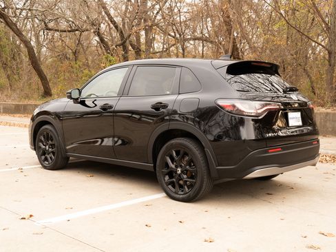 Certified 2024 Honda HR-V Sport image 7