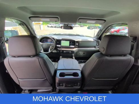 Used 2025 Chevrolet Silverado 2500 LT w/ Trail Boss Package AWD/4WD image 21