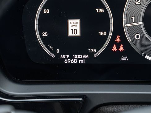 Used 2024 Porsche Cayenne Coupe AWD/4WD image 42