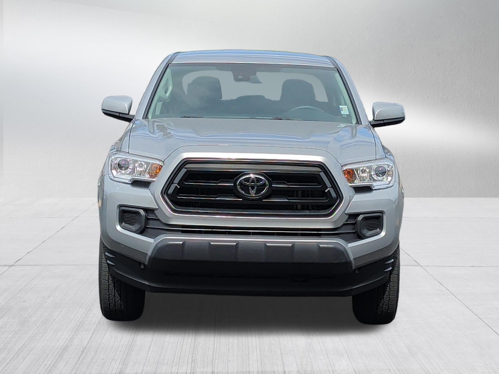 Used 2023 Toyota Tacoma SR AWD/4WD image 2