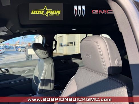 New 2026 Buick Enclave Sport Touring w/ Power Package image 16
