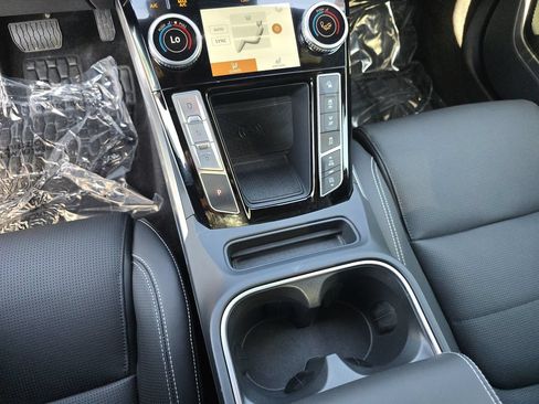 Used 2024 Jaguar I-PACE R-Dynamic HSE AWD/4WD image 31