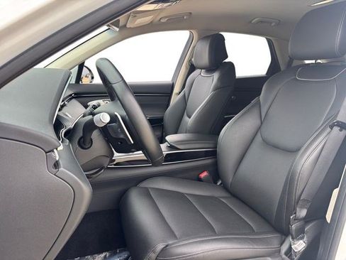 Used 2025 Genesis GV70 2.5T image 11