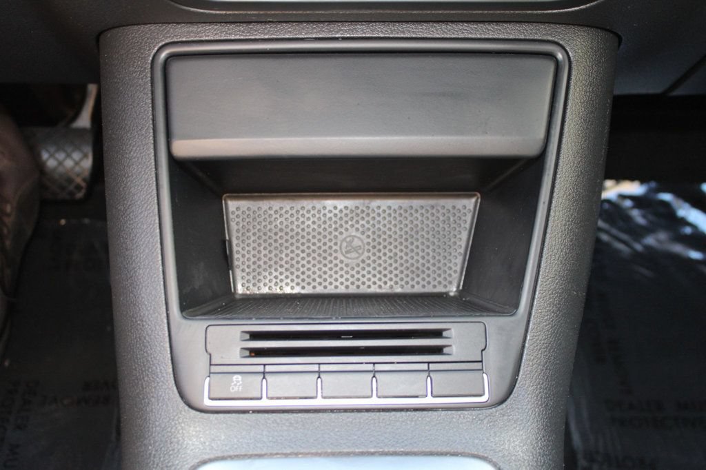 Used 2014 Volkswagen Tiguan S FWD image 22