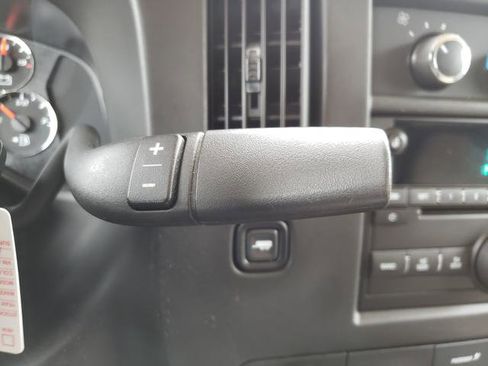 Used 2014 Chevrolet Express 3500 RWD 3500 135 image 21