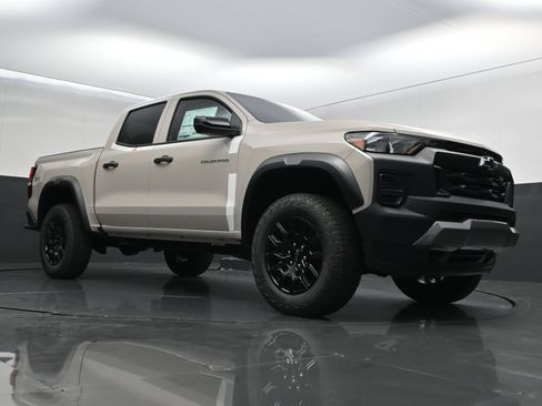 New 2026 Chevrolet Colorado Trail Boss AWD/4WD image 37