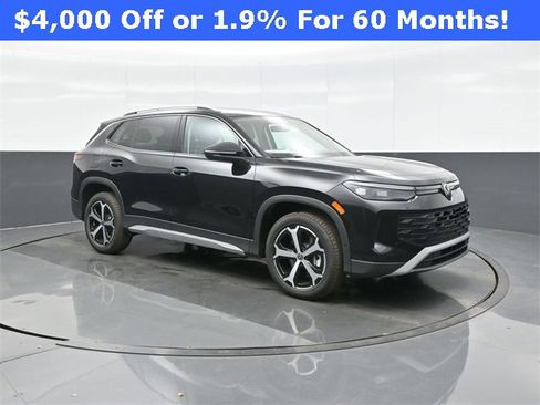 New 2026 Volkswagen Tiguan SE image 1