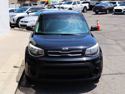 Used 2017 Kia Soul FWD image 15