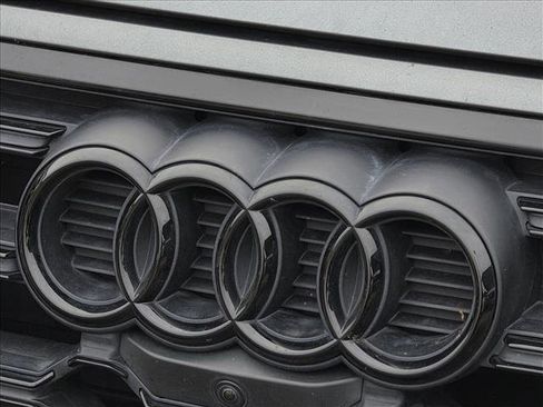 Certified 2022 Audi Q5 2.0T Prestige image 10