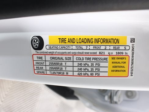 Used 2022 Chevrolet Traverse LT FWD image 39