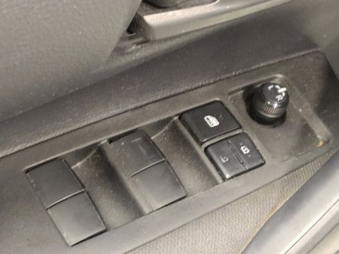 Used 2024 Toyota Corolla LE image 27