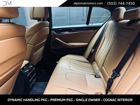 Used 2020 BMW M550i xDrive w/ Dynamic Handling Package AWD/4WD image 23