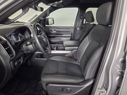 Used 2025 RAM 1500 Big Horn AWD/4WD image 10