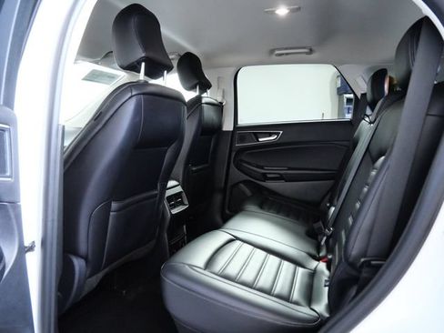 Certified 2024 Ford Edge SEL w/ Convenience Package AWD/4WD image 13