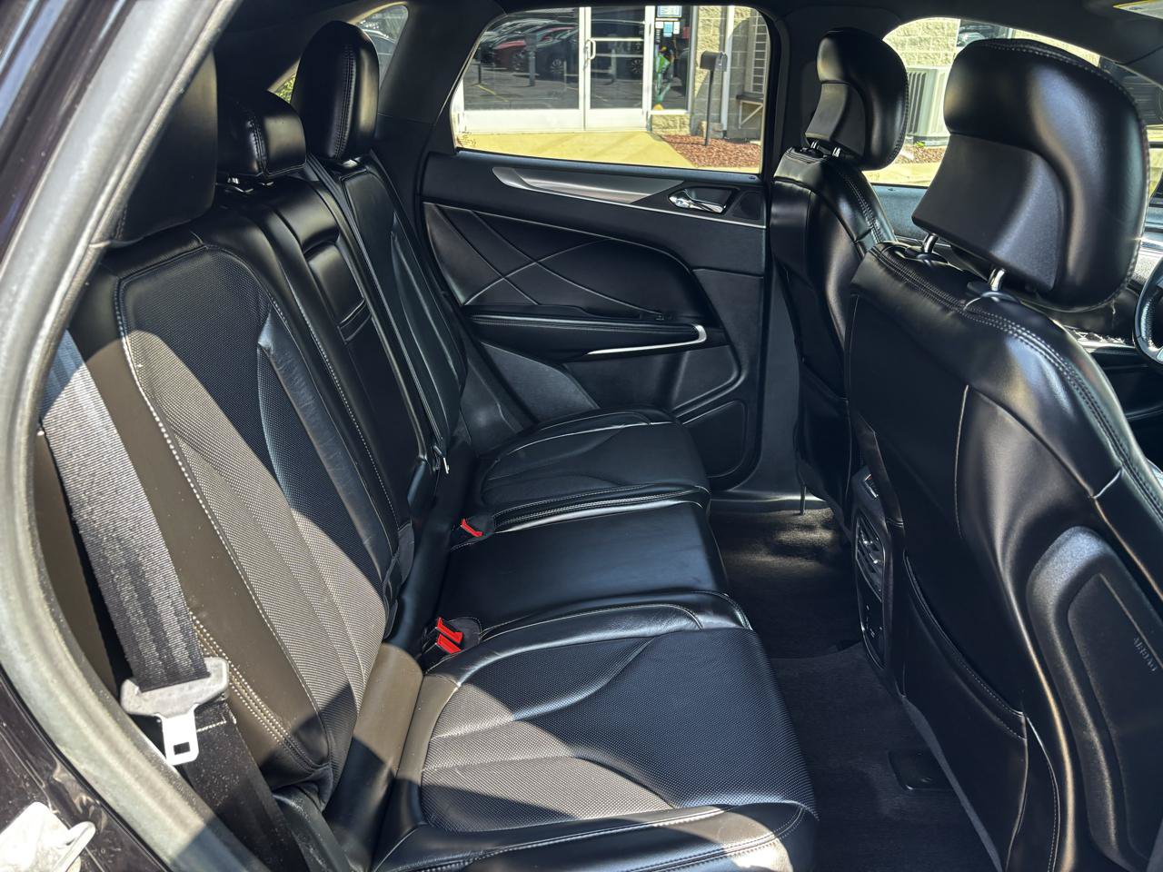 Used 2019 Lincoln MKC Reserve w/ MKC Climate Package AWD/4WD image 22