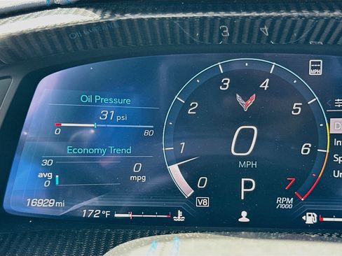 Used 2021 Chevrolet Corvette Stingray Premium Conv w/ Z51 Performance Package RWD image 11