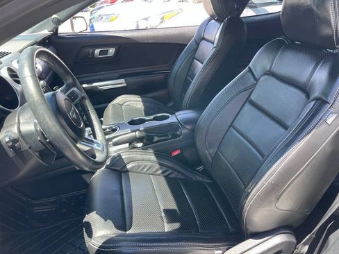 Used 2021 Ford Mustang GT RWD image 6