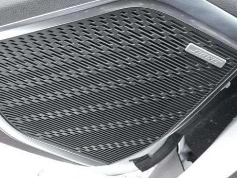 New 2026 Buick Enclave Preferred w/ Power Package image 24