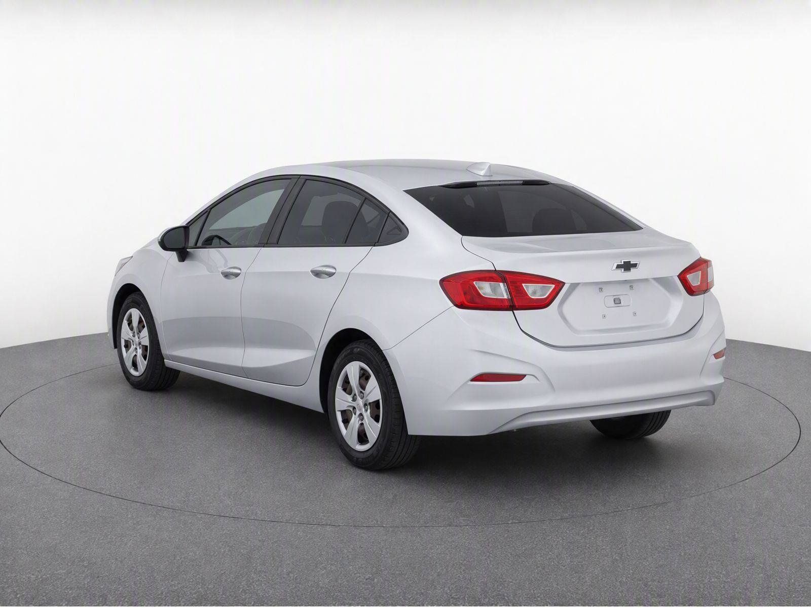Used 2018 Chevrolet Cruze LS FWD image 3