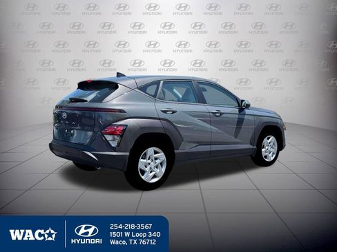 Used 2026 Hyundai Kona SE image 11