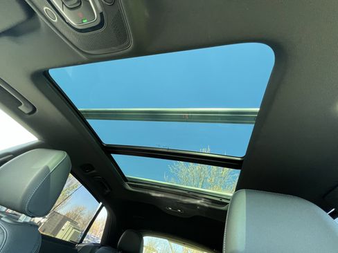 Used 2025 Audi Q8 Premium Plus image 28