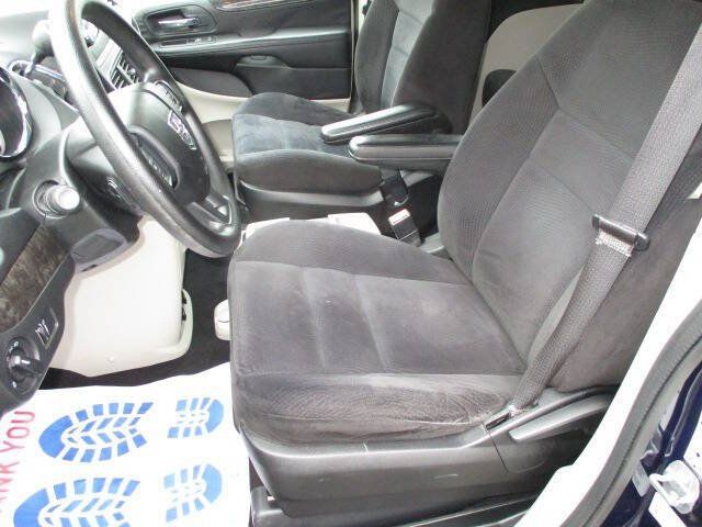 Used 2014 Dodge Grand Caravan SE w/ Quick Order Package 29E SE FWD image 8